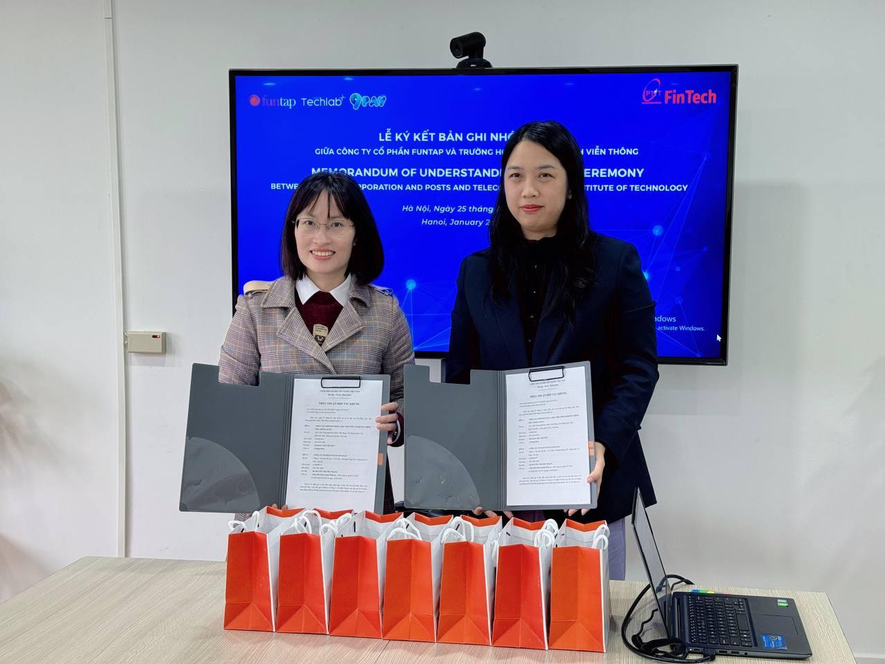 funtap-funtap-corp-ky-thoa-thuan-hop-tac-voi-hoc-vien-buu-chinh-vien-thong